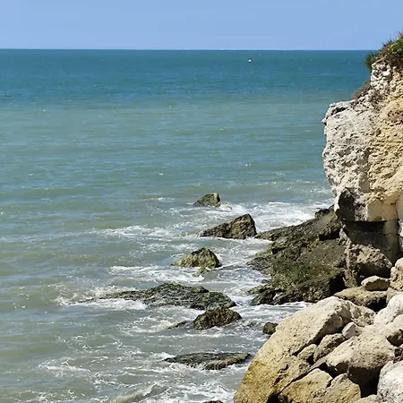 La Charentaise - De 2 Personnes Vue Vaux-sur-Mer